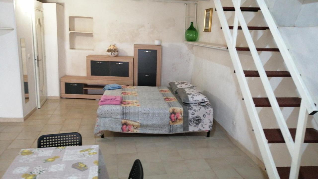 Casa Vacanze Battista 46 Ґроттальє Екстер'єр фото